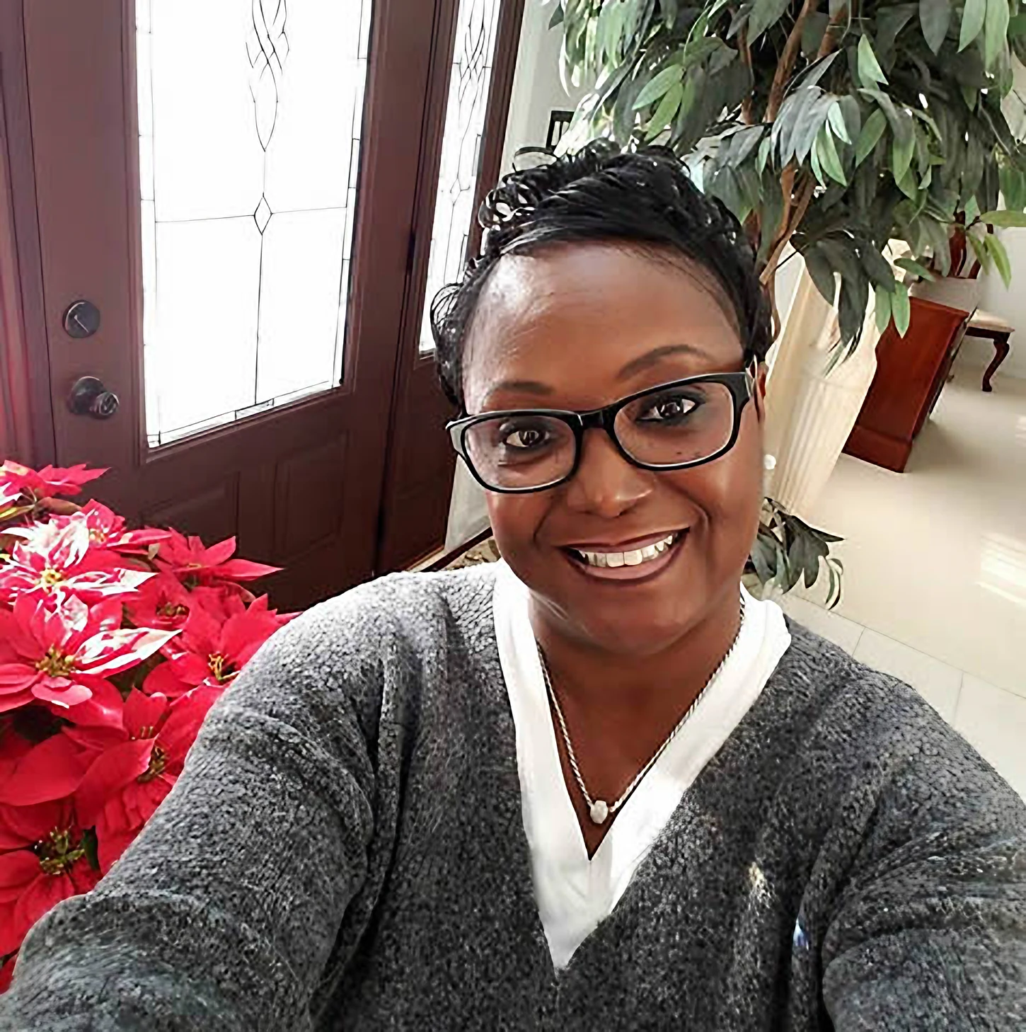 Dr. Dorothy Drain, DMD, owner and sole dentist at Lakeside Dental in Sicklerville, New Jersey